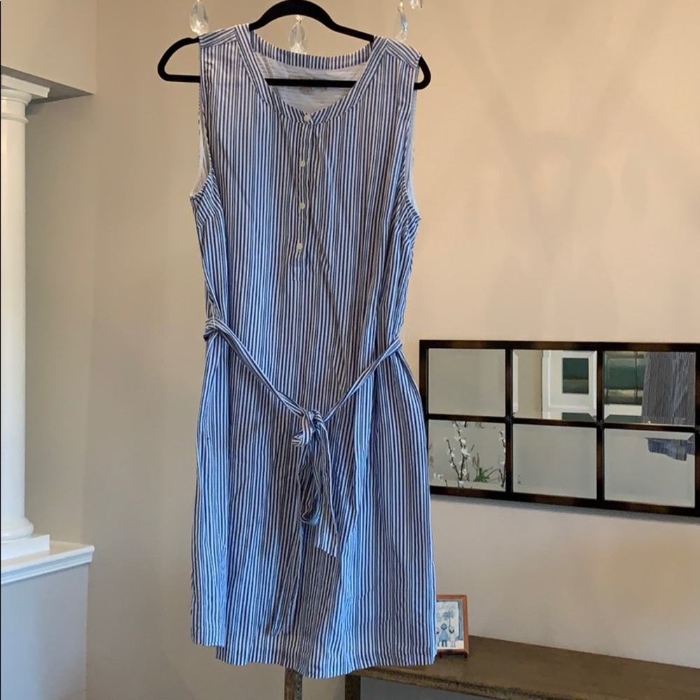 Loft Plus Cotton Henley sleeveless dress